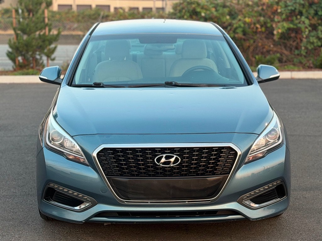 Used 2016 Hyundai Sonata SE FWD image 4