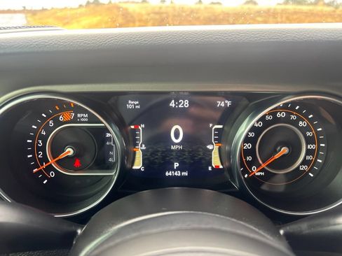 Used 2023 Jeep Wrangler Unlimited Sport AWD/4WD image 25