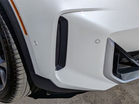 New 2026 BMW X5 sDrive40i image 15