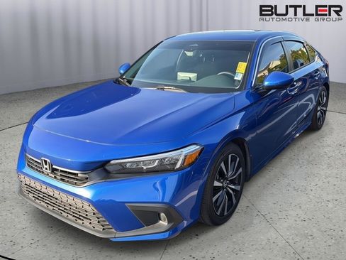 Used 2024 Honda Civic EX image 2