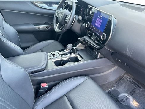 Certified 2023 Lexus NX 250 AWD image 16