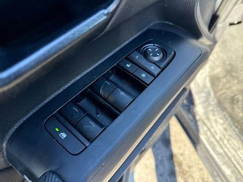 Used 2024 Toyota Tacoma SR5 image 17