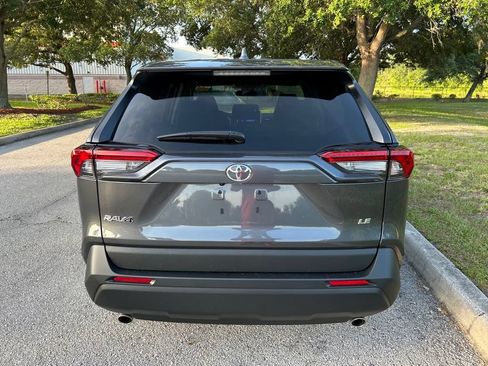 Certified 2025 Toyota RAV4 LE FWD image 5
