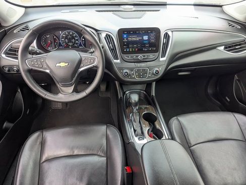 Used 2024 Chevrolet Malibu LT image 28
