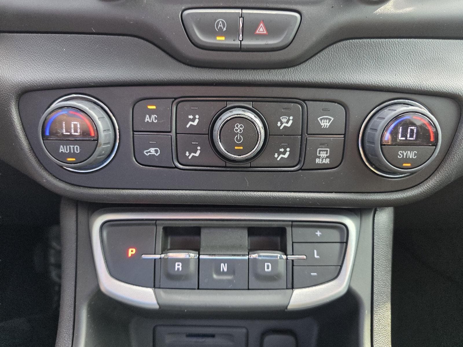Used 2024 GMC Terrain SLT w/ Elevation Edition FWD image 23