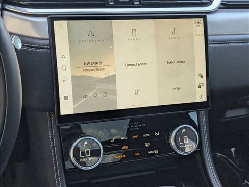 Certified 2026 Jaguar F-PACE R-Dynamic S AWD/4WD image 13