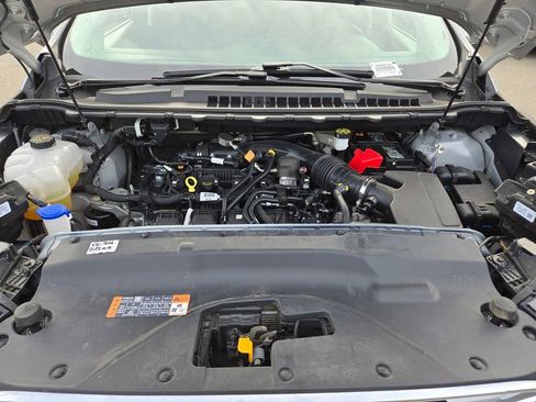 Used 2024 Ford Edge Titanium image 31