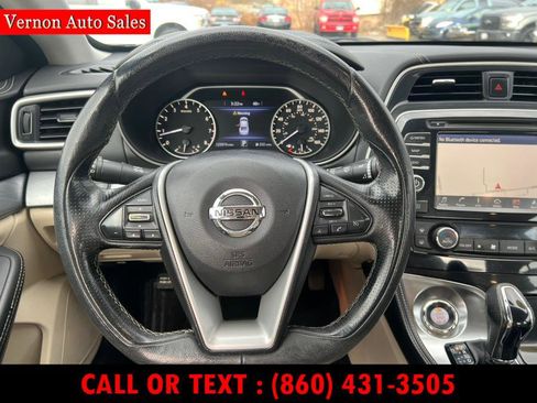 Used 2017 Nissan Maxima 3.5 SV image 18