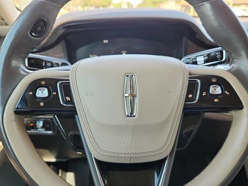 Used 2022 Lincoln Aviator Reserve w/ Equipment Group 201A image 10