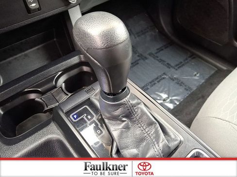 Certified 2019 Toyota Tacoma SR image 14