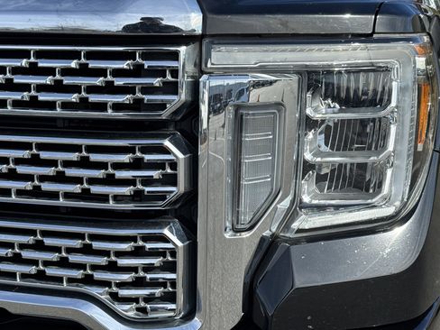 Used 2021 GMC Sierra 2500 Denali w/ Denali Ultimate Package image 6