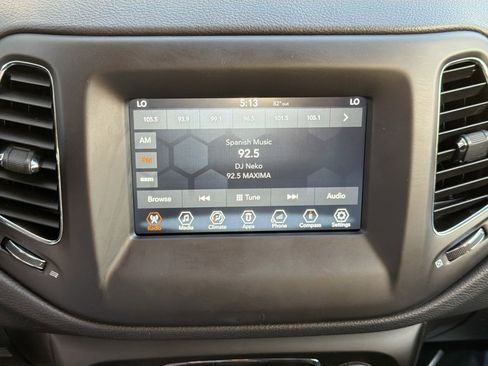 Used 2018 Jeep Compass Latitude w/ Popular Equipment Group image 30