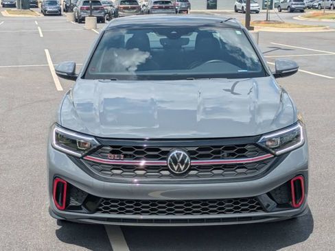 Used 2023 Volkswagen Jetta GLI Autobahn FWD image 9