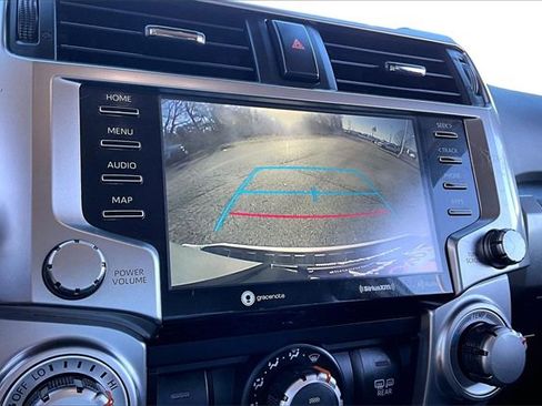 Used 2021 Toyota 4Runner SR5 Premium image 13