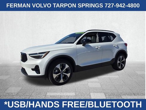 New 2026 Volvo XC40 B5 Plus w/ Protection Package Premier AWD/4WD image 5