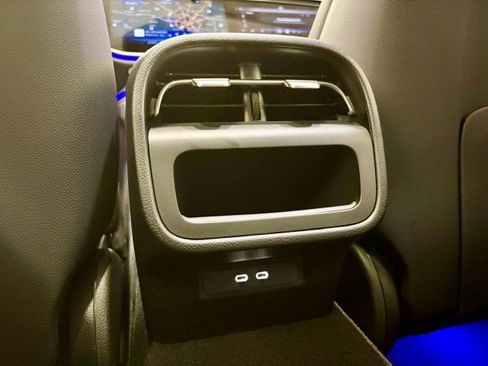 New 2025 Mercedes-Benz E 350 Sedan image 14