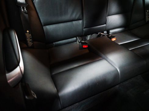 Used 2004 BMW M3 Coupe RWD image 32