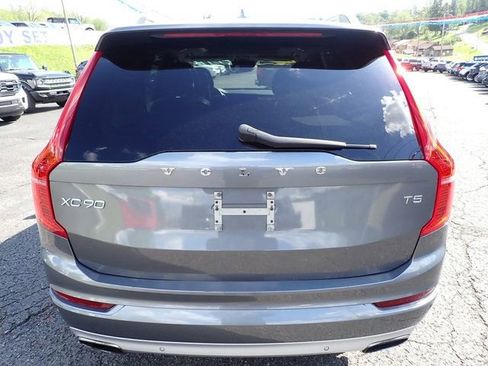Used 2016 Volvo XC90 T5 Momentum FWD image 6