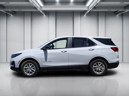 Used 2024 Chevrolet Equinox LS w/ LPO, Floor Liner Package FWD image 7