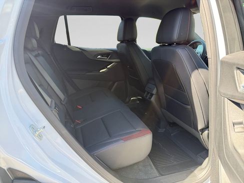 Used 2026 Chevrolet Equinox RS w/ Convenience Package III image 18