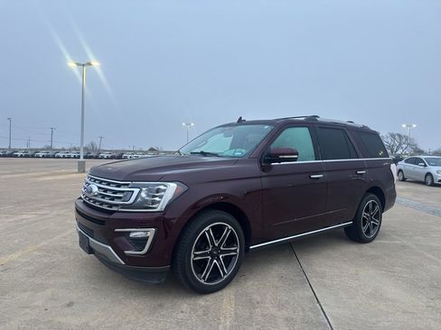 Used 2021 Ford Expedition Limited image 8