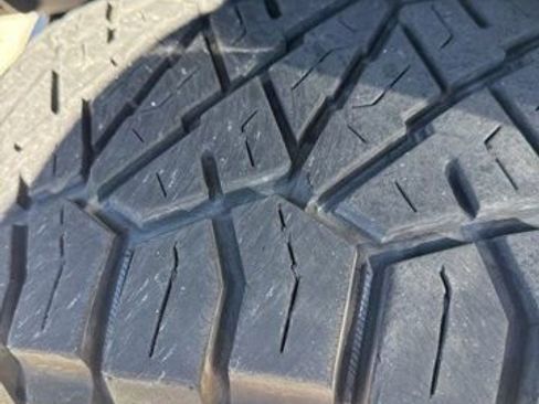 Used 2023 Ford F250 Lariat w/ Sport Appearance Package image 5