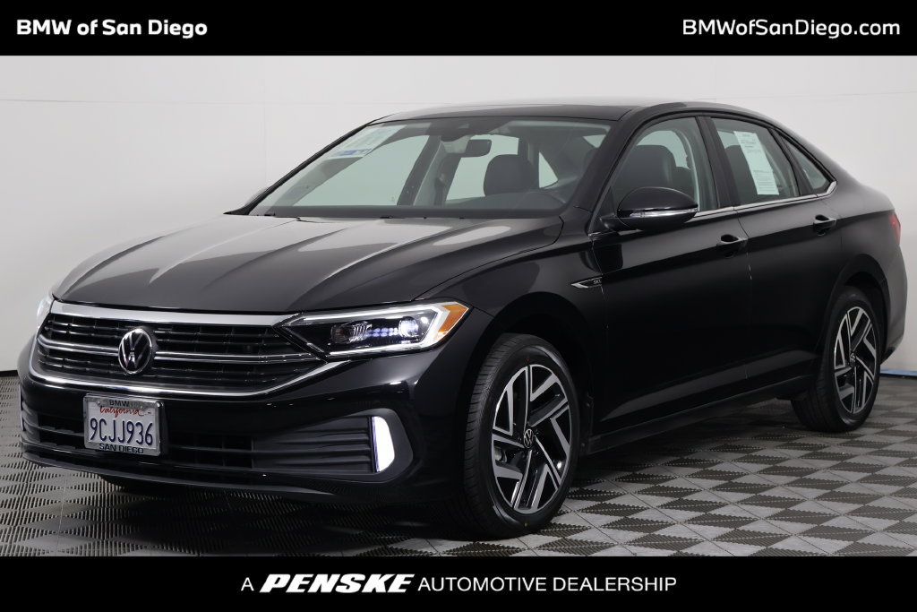 Used 2022 Volkswagen Jetta SEL FWD image 1