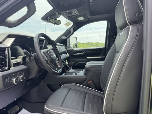 New 2026 GMC Sierra 2500 AT4X AWD/4WD image 10