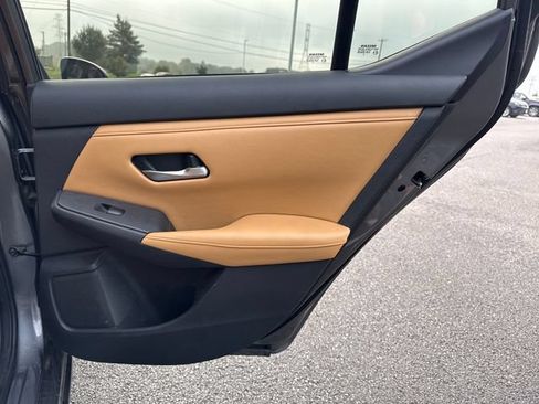 Used 2020 Nissan Sentra SV w/ SV Premium Package FWD image 16