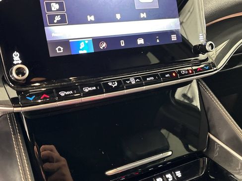 Used 2022 Jeep Wagoneer Series I w/ Convenience Group I AWD/4WD image 47