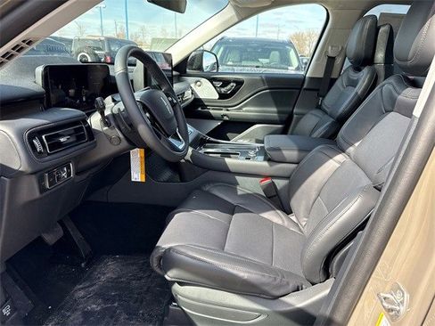New 2025 Lincoln Aviator Reserve w/ Equipment Group 201A image 14