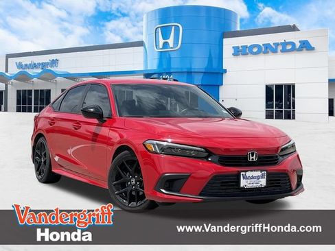 Used 2023 Honda Civic Sport image 1