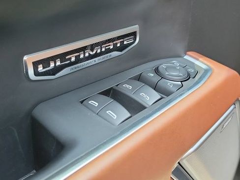 Used 2026 GMC Sierra 1500 Denali Ultimate AWD/4WD image 10