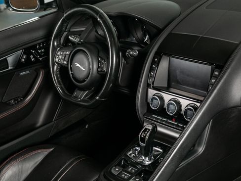 Used 2017 Jaguar F-TYPE S AWD/4WD image 8