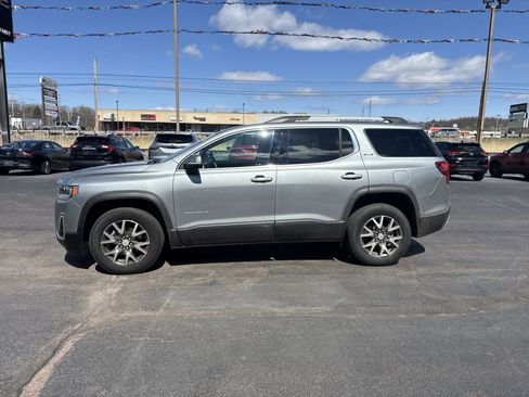 Used 2023 GMC Acadia SLE w/ Driver Convenience Package AWD/4WD image 7