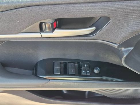 Used 2025 Toyota Camry LE FWD image 18