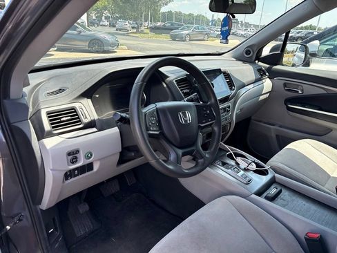 Used 2021 Honda Pilot EX image 8