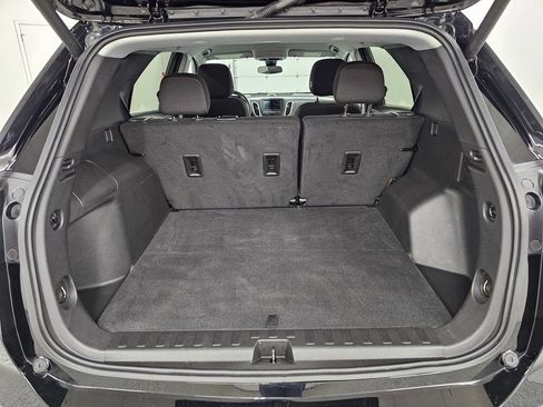 Certified 2024 Chevrolet Equinox LT FWD image 25