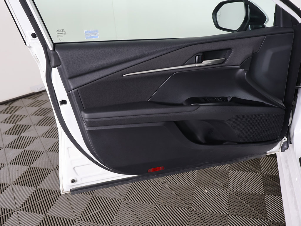 Used 2025 Toyota Camry LE FWD image 21