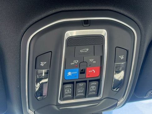 New 2026 Jeep Cherokee Limited AWD/4WD image 17