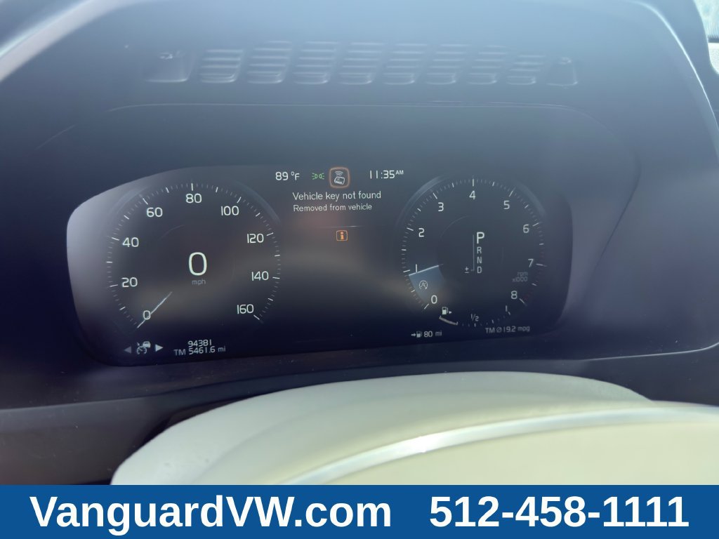 Used 2018 Volvo XC90 T6 Momentum w/ Convenience Package AWD/4WD image 19