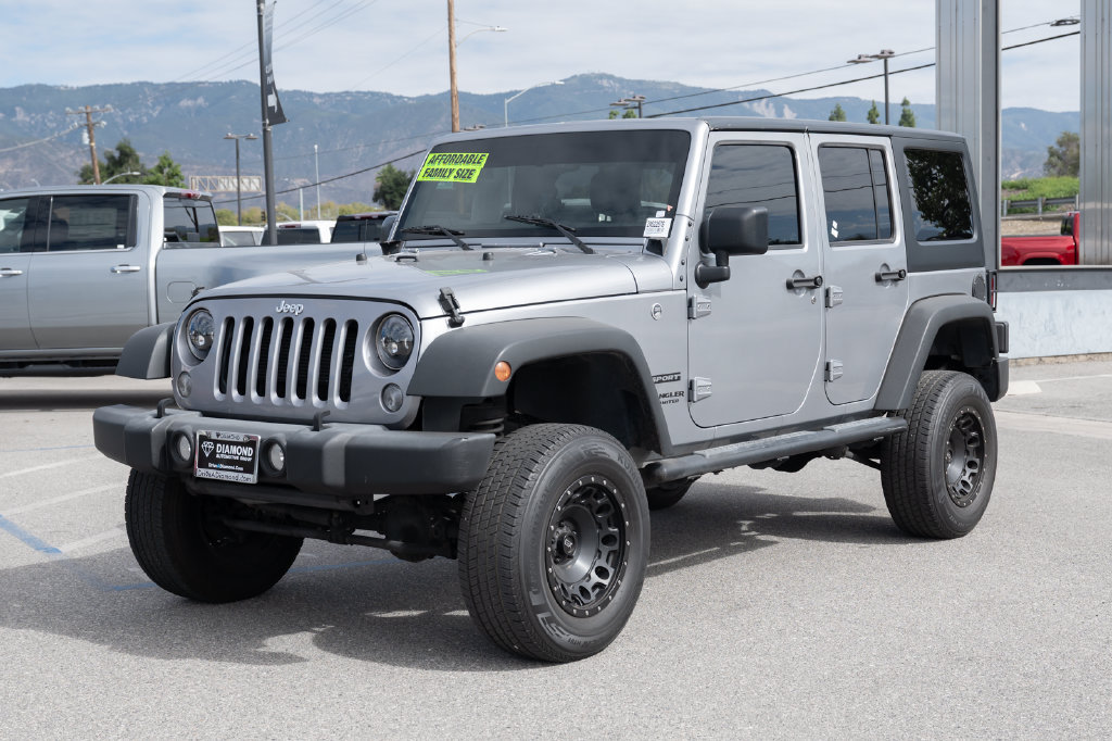 Used 2017 Jeep Wrangler Unlimited Sport w/ Quick Order Package 24S AWD/4WD image 8