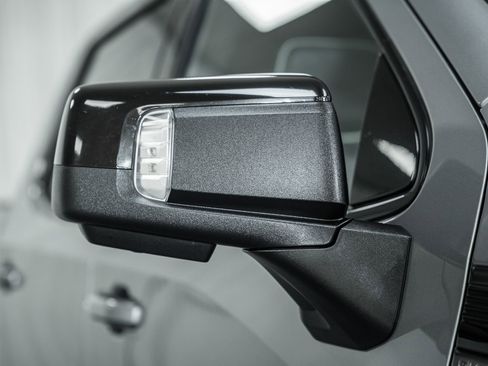 Used 2023 GMC Sierra 1500 AT4X image 14