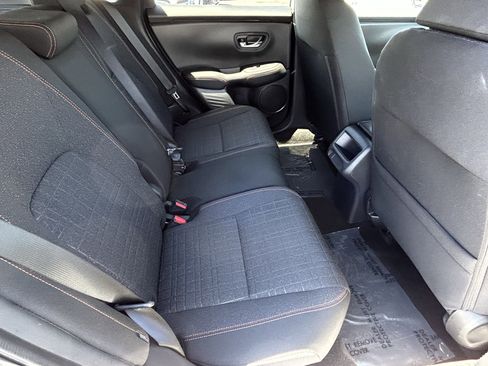 Certified 2026 Honda HR-V Sport image 11