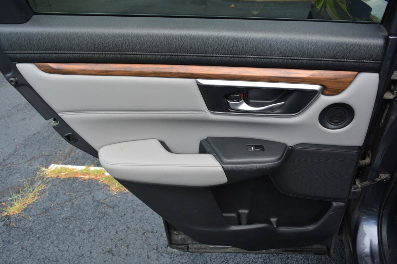 Used 2017 Honda CR-V EX-L image 11