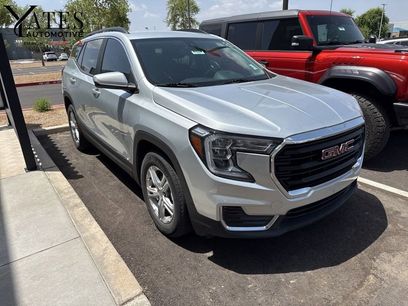 Used 2022 GMC Terrain SLE w/ Driver Convenience Package