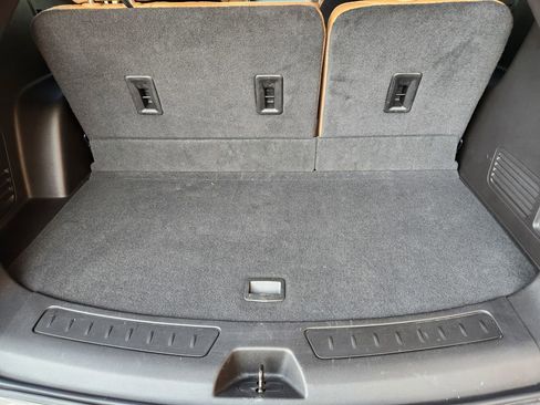 Used 2019 Buick Enclave Premium w/ Experience Buick Package image 30