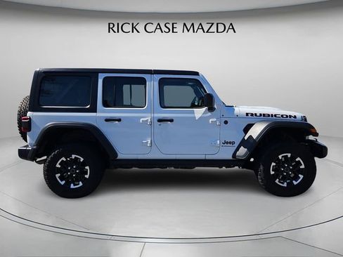 Used 2025 Jeep Wrangler Unlimited Rubicon image 4