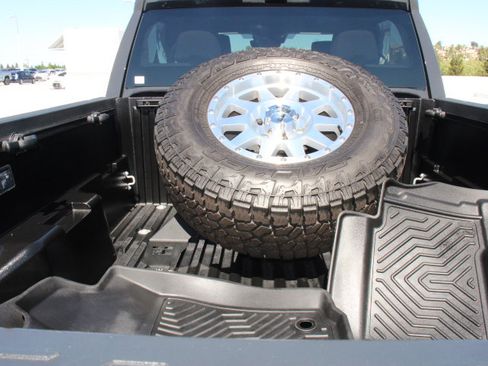 Used 2025 Toyota Tacoma TRD Sport image 16