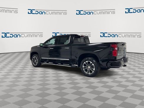 New 2026 Chevrolet Silverado 1500 High Country w/ Technology Package AWD/4WD image 6